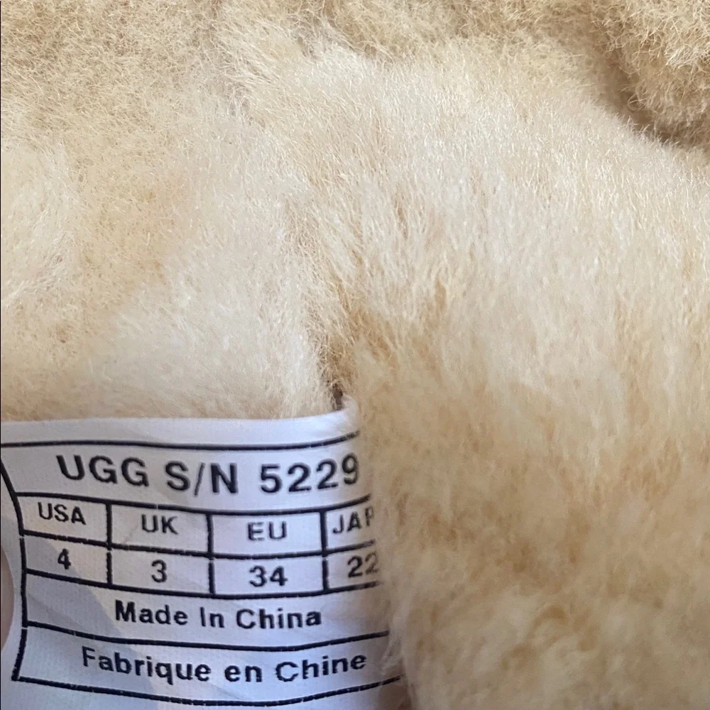 UGG like new
